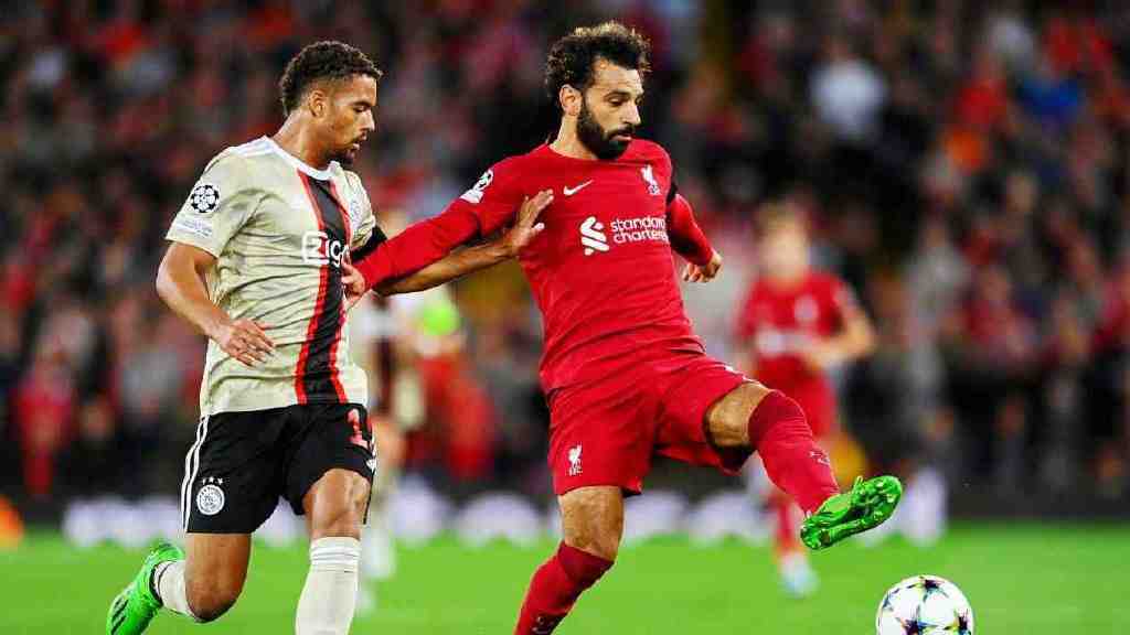 包含托特纳姆训练开放日，今晨复出首秀引欢呼，英超在即，资深球员宣示担当的词条